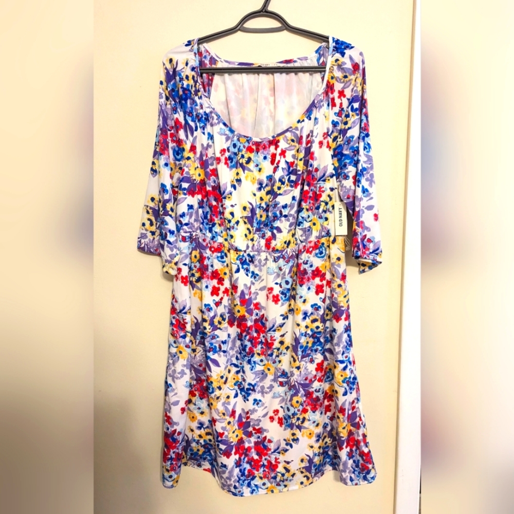 Old Navy floral dress size L NWT